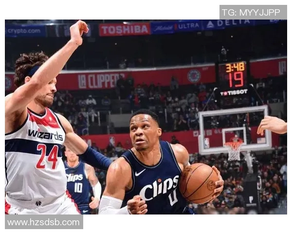 2019年火箭队与快船队激战精彩瞬间文字直播全程回顾